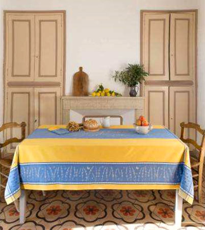 French Jacquard tablecloth, Teflon (Grignan. 3 colors) - Click Image to Close